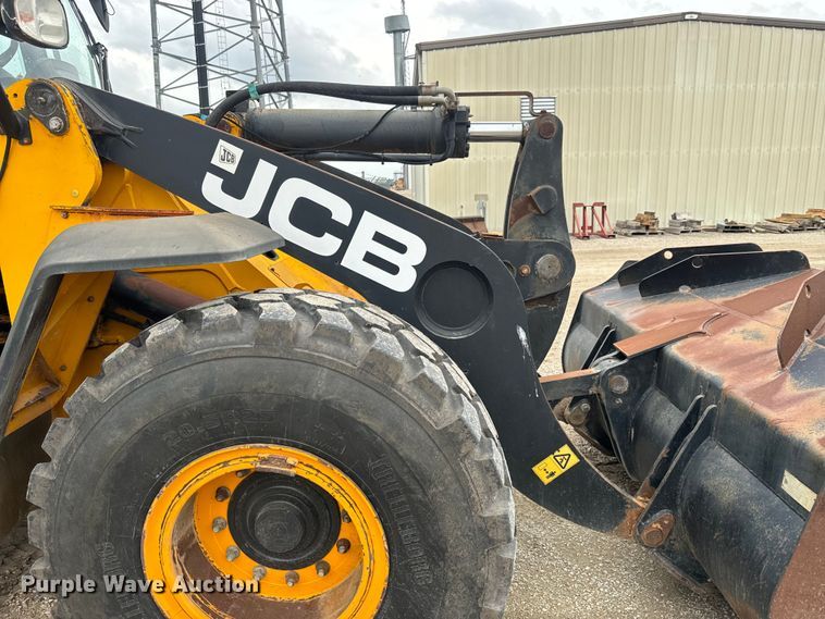 image for item EK1384 2013 JCB 437 wheel loader