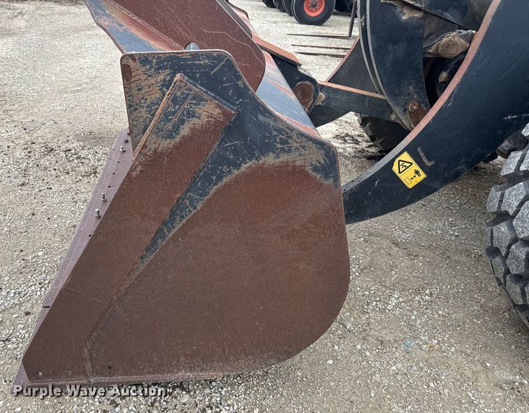 image for item EK1384 2013 JCB 437 wheel loader