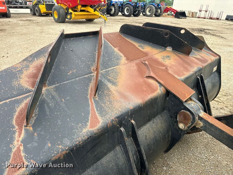 image for item EK1384 2013 JCB 437 wheel loader