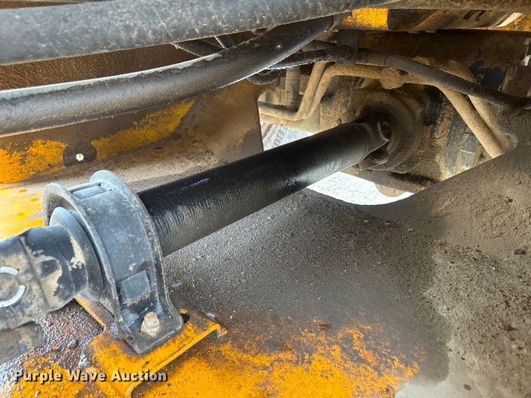 image for item EK1384 2013 JCB 437 wheel loader