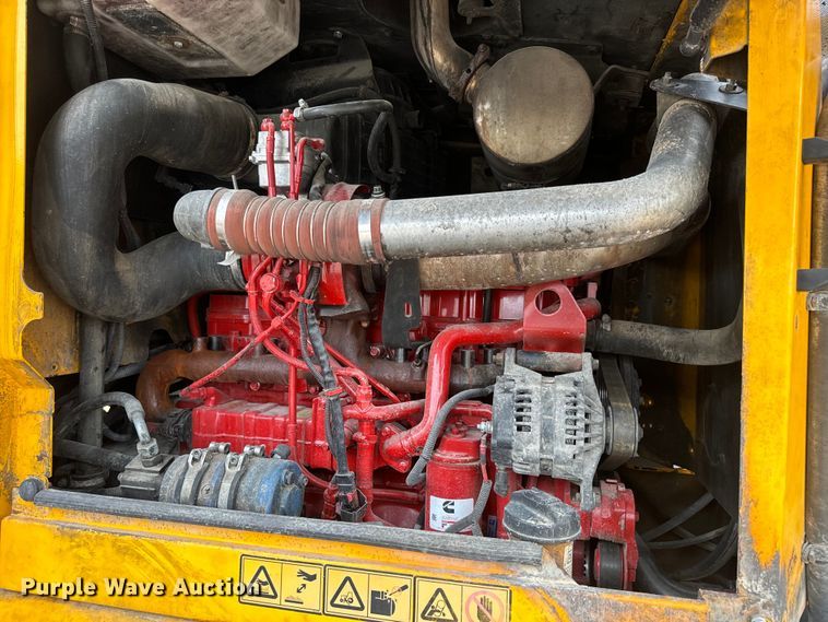 image for item EK1384 2013 JCB 437 wheel loader