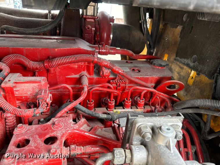 image for item EK1384 2013 JCB 437 wheel loader