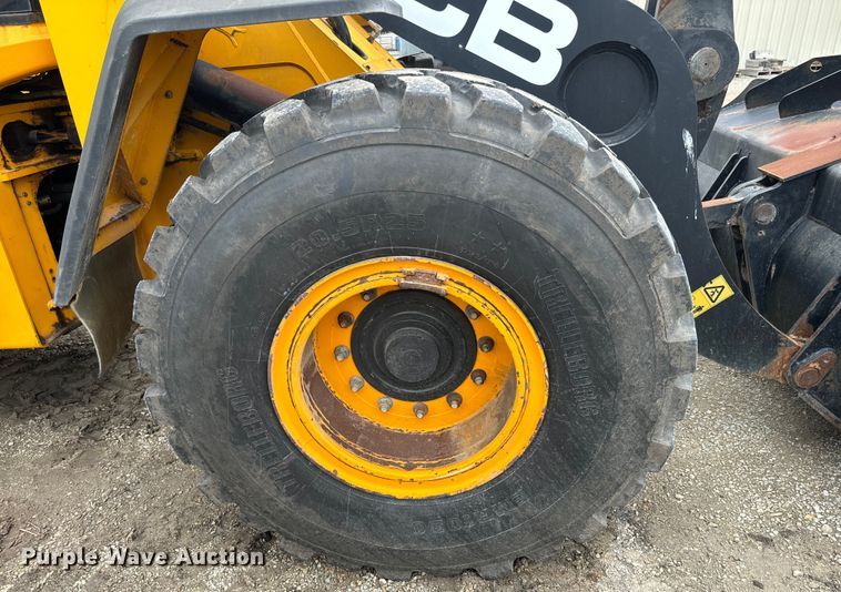 image for item EK1384 2013 JCB 437 wheel loader