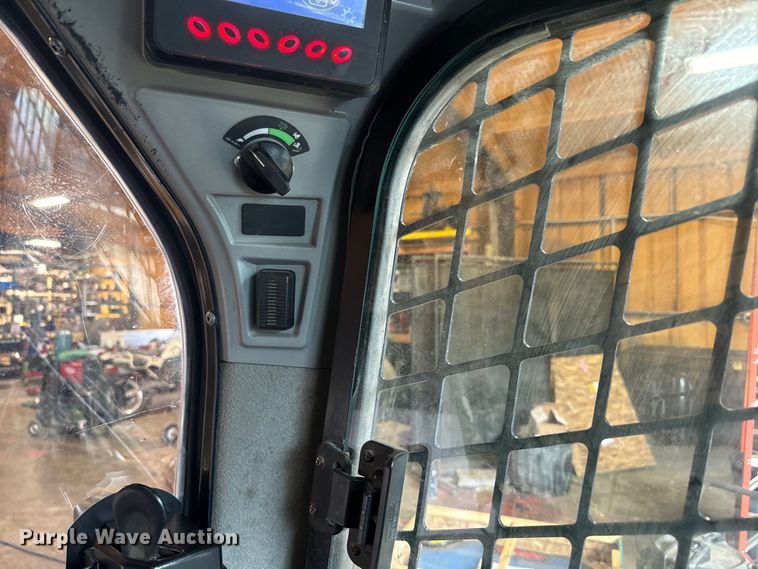 image for item EK1394 2016 Caterpillar  297D2 tracked skid steer loader