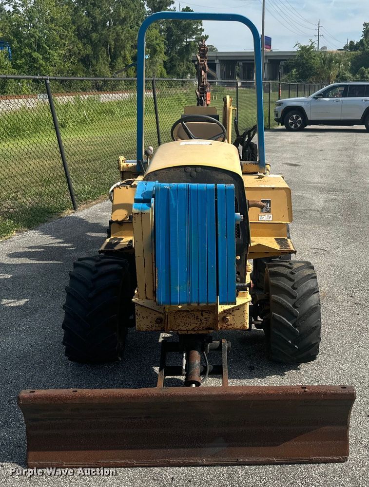 image for item EK1402 2007 Vermeer RT450 trencher