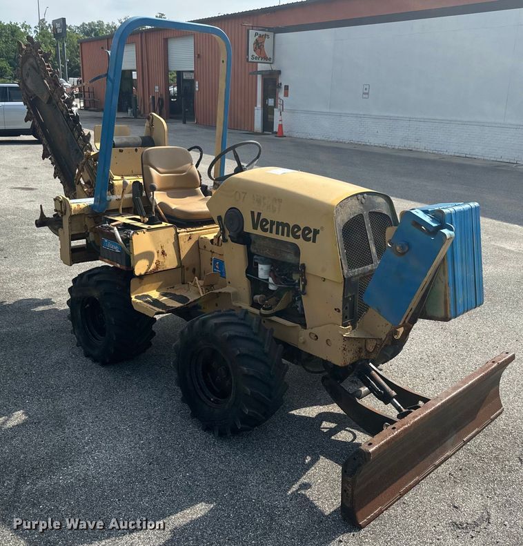 image for item EK1402 2007 Vermeer RT450 trencher