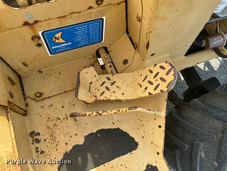 image for item EK1402 2007 Vermeer RT450 trencher