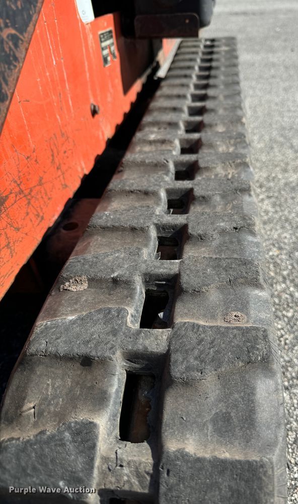 image for item EK1403 2006 Ditch Witch SK650 compact utility loader