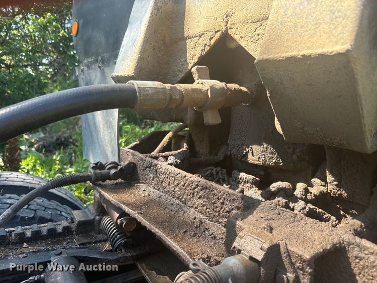 image for item EK1413 1994 Lufkin  end dump pup trailer