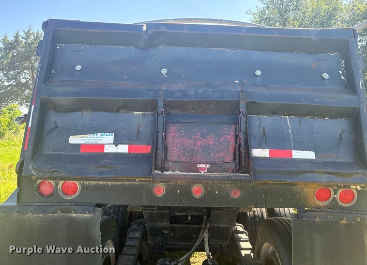 image for item EK1413 1994 Lufkin  end dump pup trailer