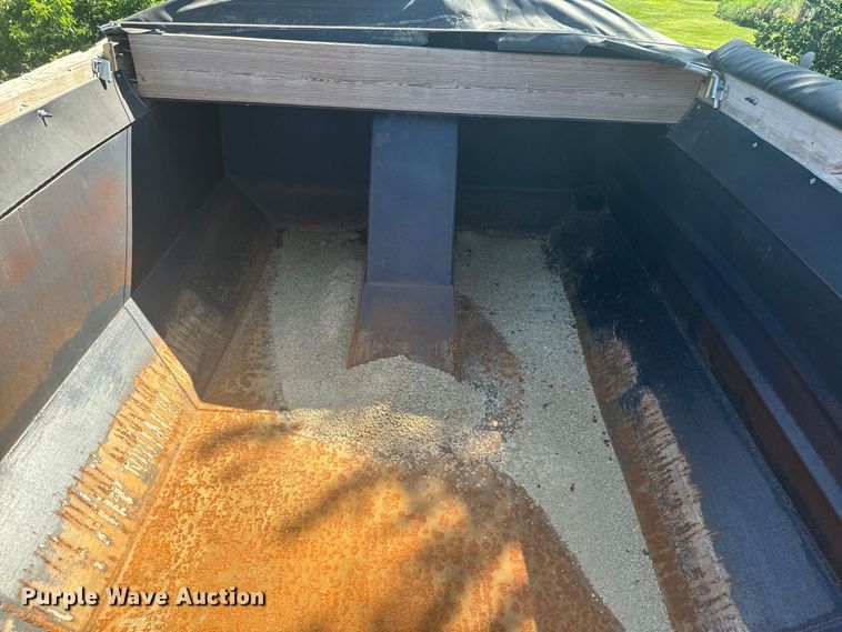 image for item EK1413 1994 Lufkin  end dump pup trailer