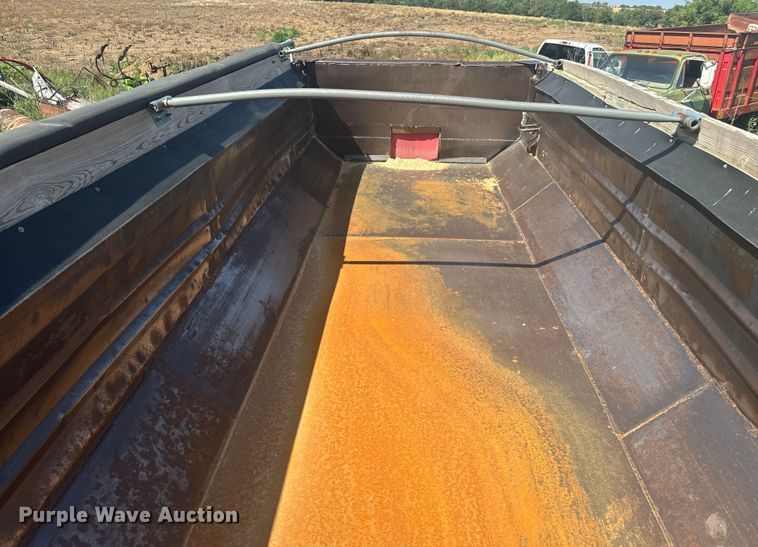 image for item EK1413 1994 Lufkin  end dump pup trailer