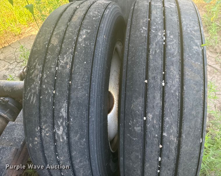 image for item EK1413 1994 Lufkin  end dump pup trailer