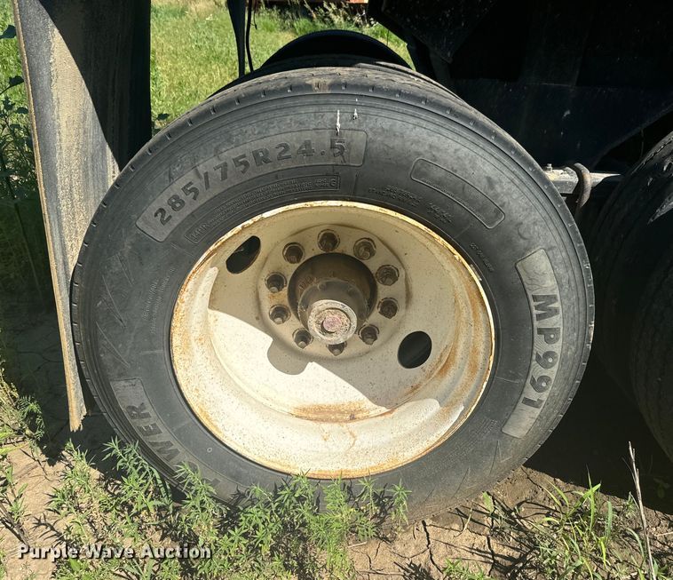 image for item EK1413 1994 Lufkin  end dump pup trailer