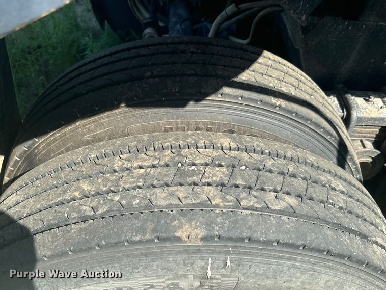 image for item EK1413 1994 Lufkin  end dump pup trailer