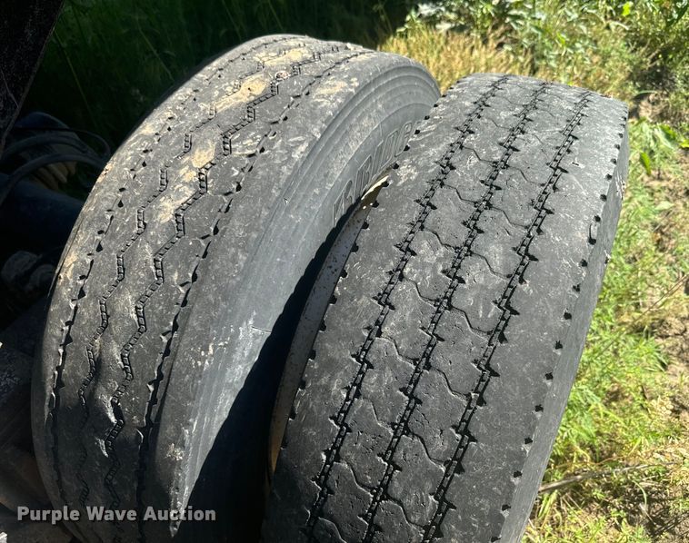 image for item EK1413 1994 Lufkin  end dump pup trailer