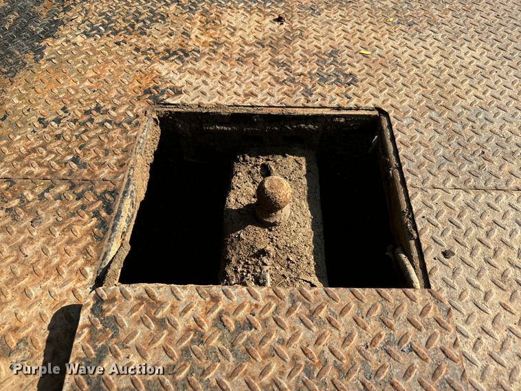 image for item EK1453 Bradford Built  flatbed