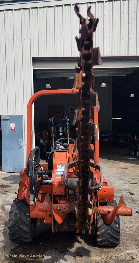 image for item EK1497 2005 Ditch Witch RT40 trencher