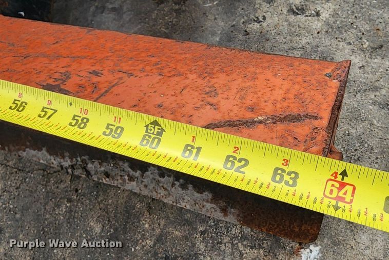 image for item EK1497 2005 Ditch Witch RT40 trencher