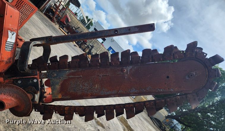 image for item EK1497 2005 Ditch Witch RT40 trencher