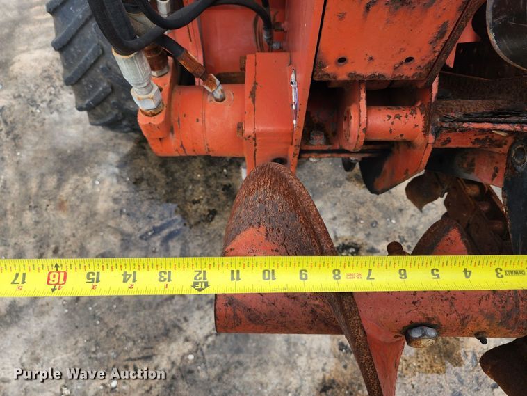 image for item EK1497 2005 Ditch Witch RT40 trencher