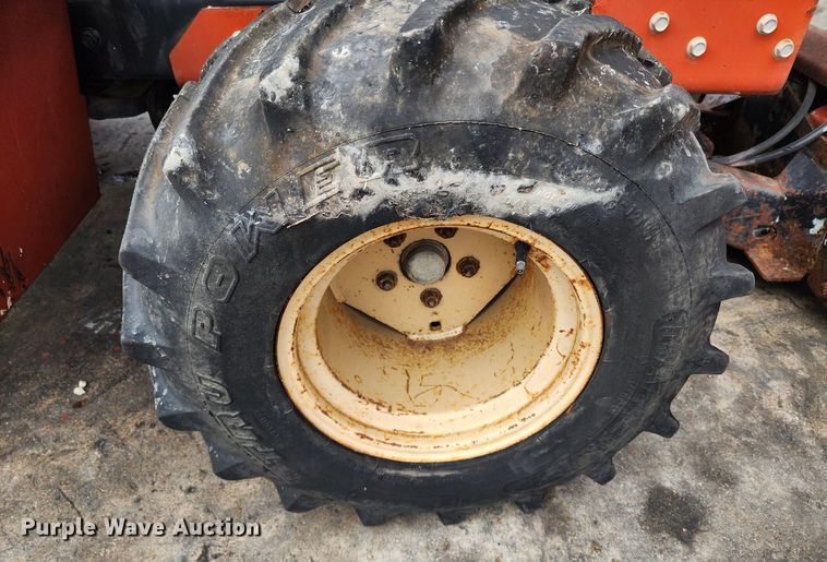 image for item EK1497 2005 Ditch Witch RT40 trencher