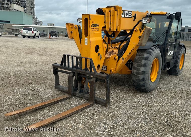 image for item EK1498 2014 JCB 510-56 telehandler