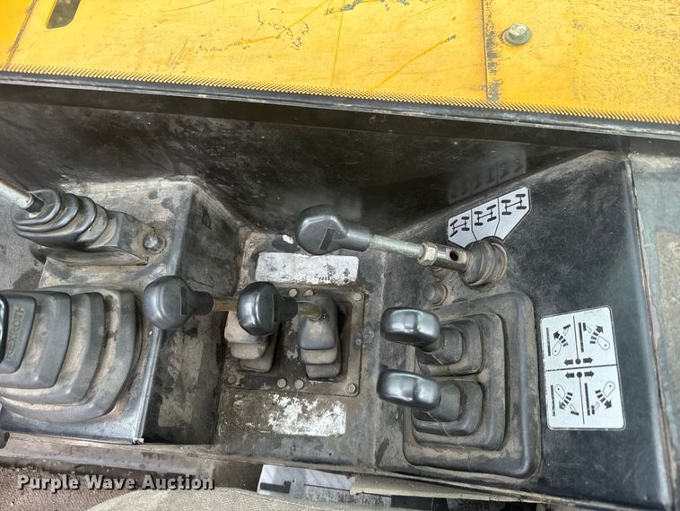 image for item EK1498 2014 JCB 510-56 telehandler