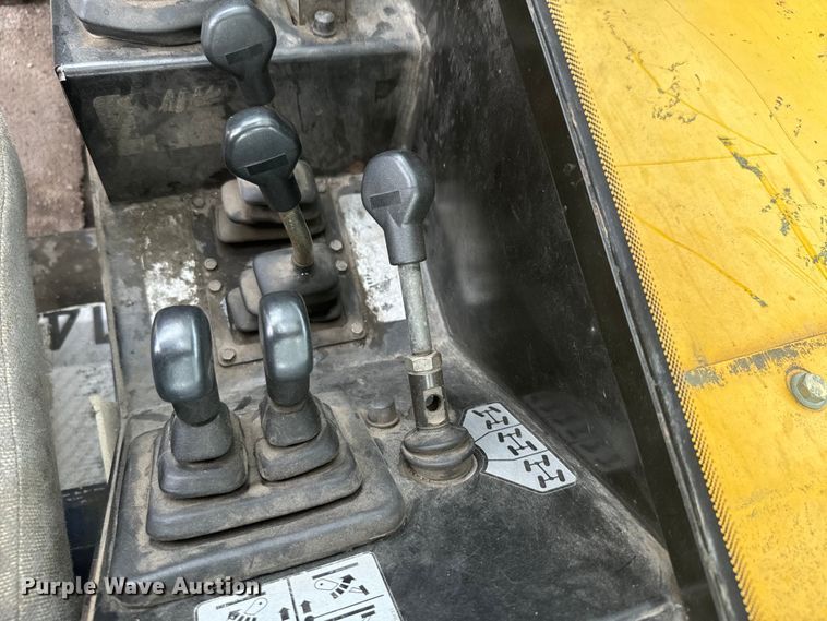 image for item EK1498 2014 JCB 510-56 telehandler