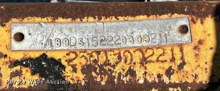 image for item EK4400 2002 LeeBoy asphalt distributor trailer