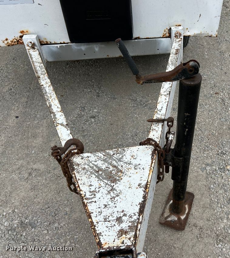 image for item EK4430 1999 LeRoi Q125DJ-E air compressor