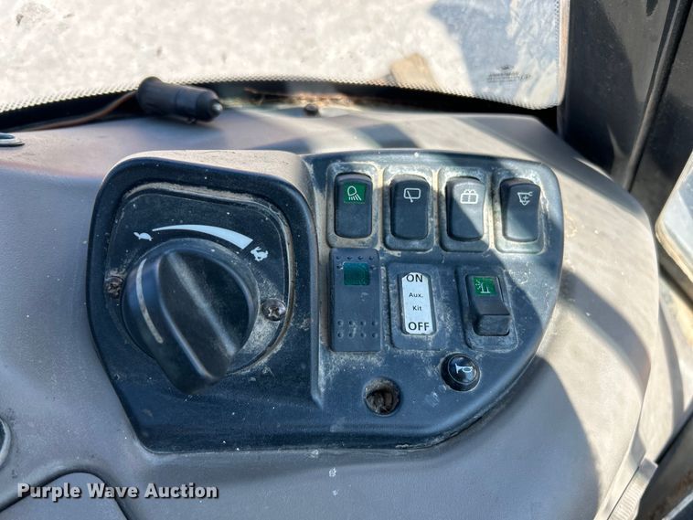 image for item EK4694 2012 Case 580 Super N backhoe