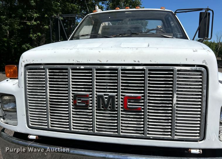 image for item EK4695 1990 GMC C6000 utility / service truck