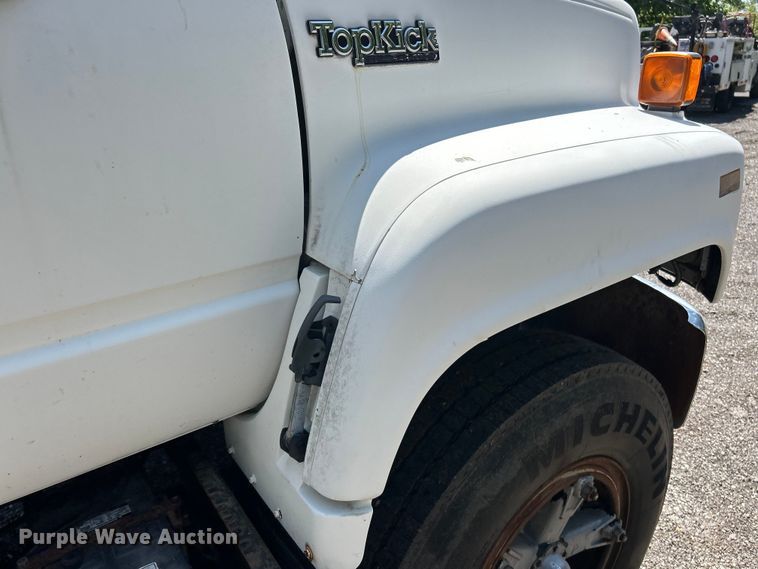 image for item EK4695 1990 GMC C6000 utility / service truck