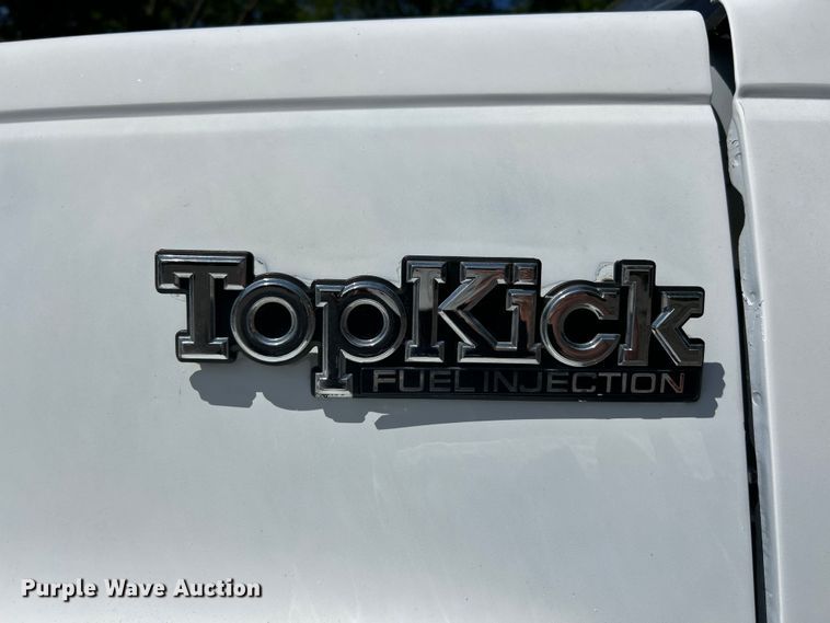 image for item EK4695 1990 GMC C6000 utility / service truck