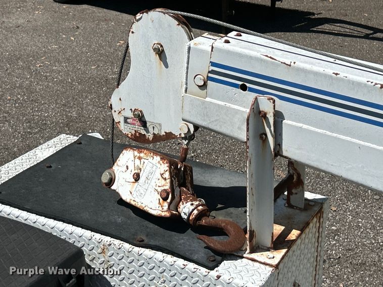 image for item EK4695 1990 GMC C6000 utility / service truck