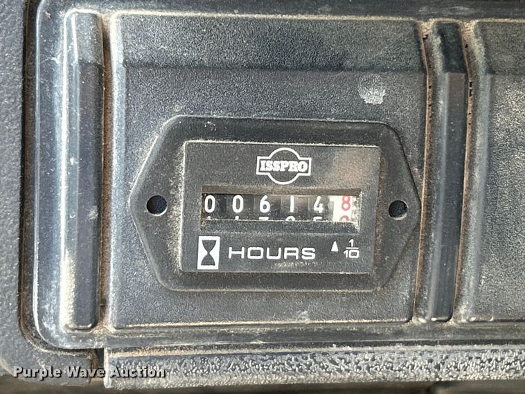 image for item EK4695 1990 GMC C6000 utility / service truck