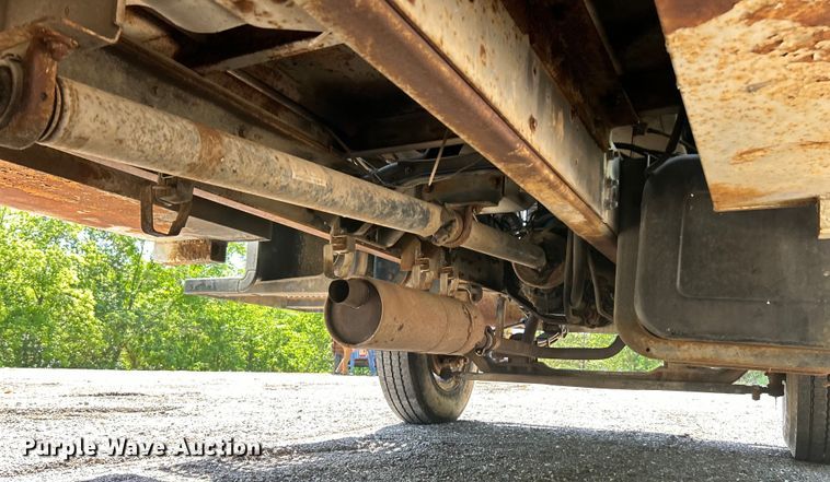 image for item EK4695 1990 GMC C6000 utility / service truck