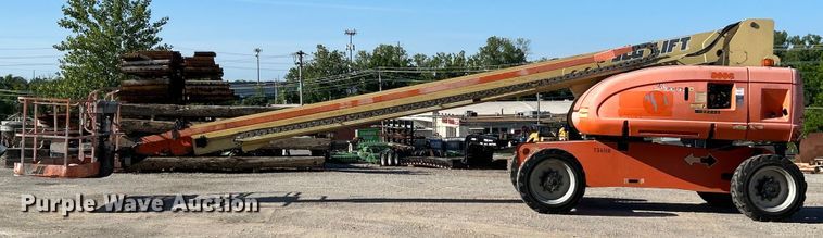 image for item EK4702 2005 JLG 800S boom lift