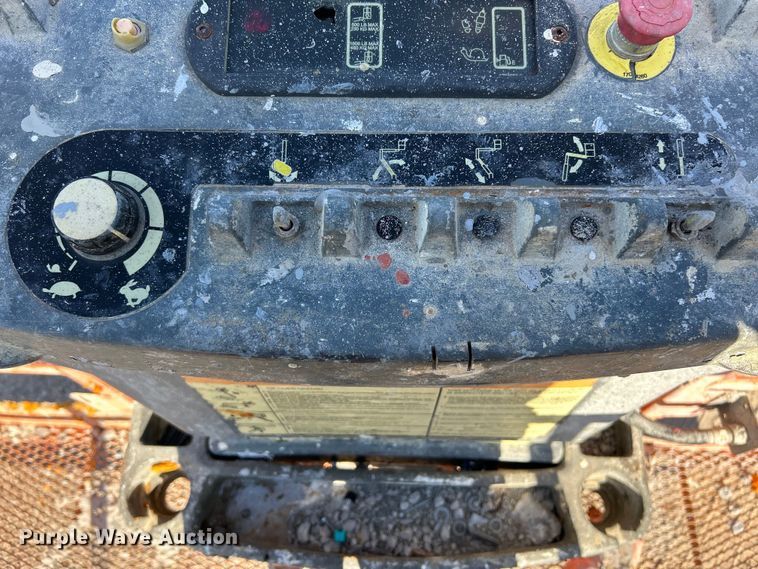 image for item EK4702 2005 JLG 800S boom lift