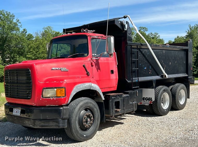 image for item EK4732 1995 Ford Aeromax L9000 dump truck