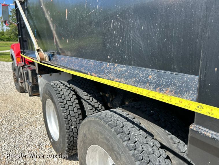 image for item EK4732 1995 Ford Aeromax L9000 dump truck