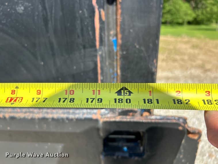 image for item EK4732 1995 Ford Aeromax L9000 dump truck