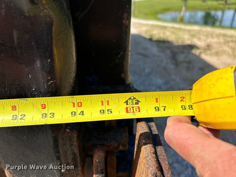 image for item EK4732 1995 Ford Aeromax L9000 dump truck