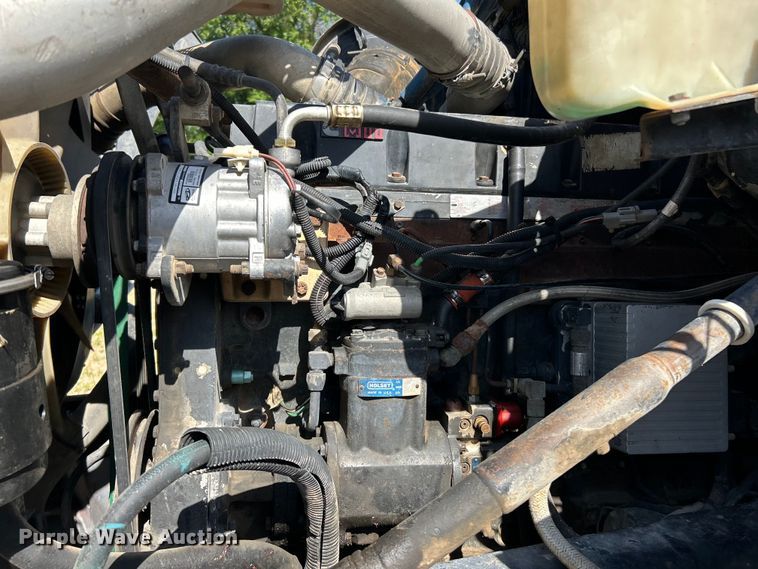 image for item EK4732 1995 Ford Aeromax L9000 dump truck