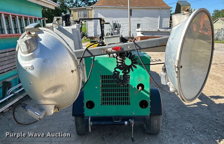 image for item EK4760 2012 Magnum MLT3060 light plant