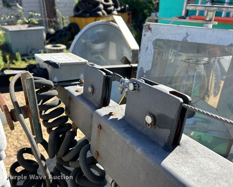 image for item EK4760 2012 Magnum MLT3060 light plant