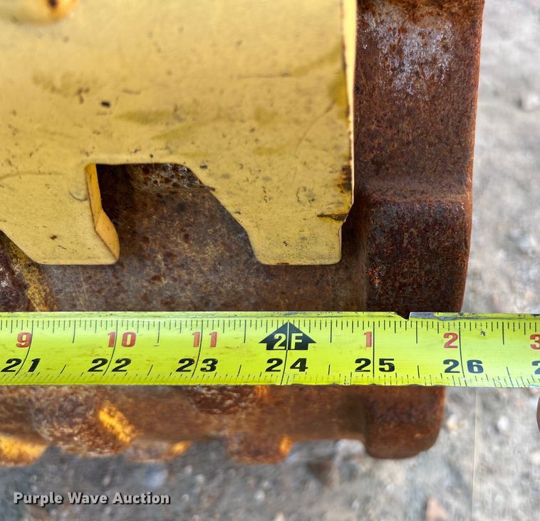 image for item EK4761 Bomag BW85 trench compactor