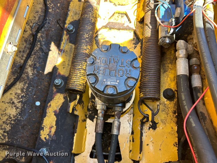 image for item EK4787 2008 Vermeer BC1800XL wood chipper