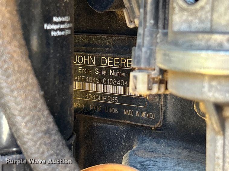 image for item EK4787 2008 Vermeer BC1800XL wood chipper